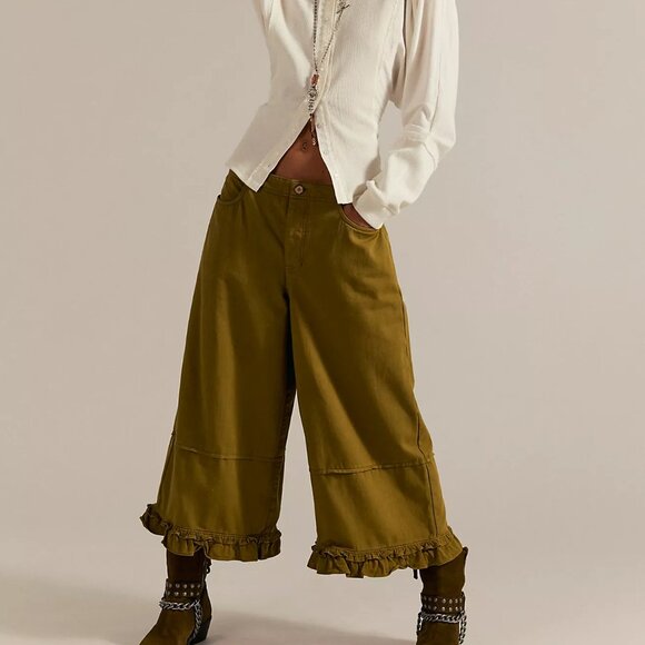 We The Free Love Me Not Bloomer Jeans - Picture 1 of 4